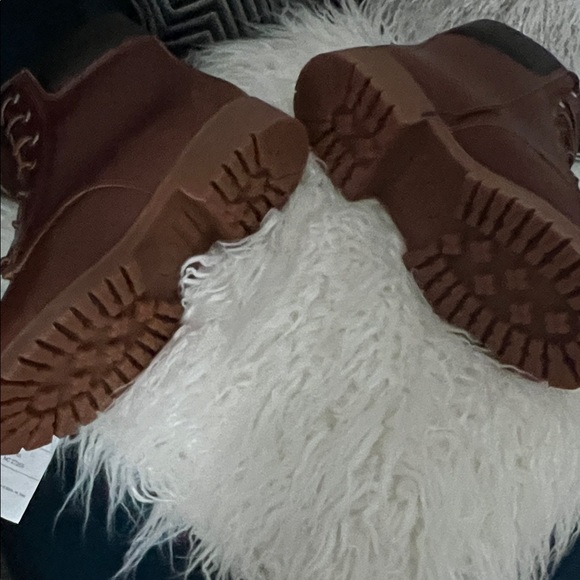 Timberland Dark Brown Leather Lace-Up Boots - Picture 3 of 6